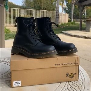 Black 1460 W Smooth Leather Dr. Martin’s